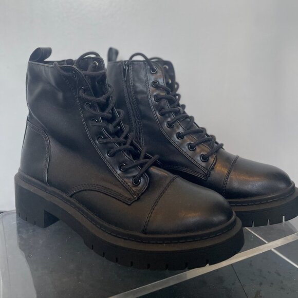 ALDO NWOT Black Combat Goer Moto Boots - Picture 3 of 5